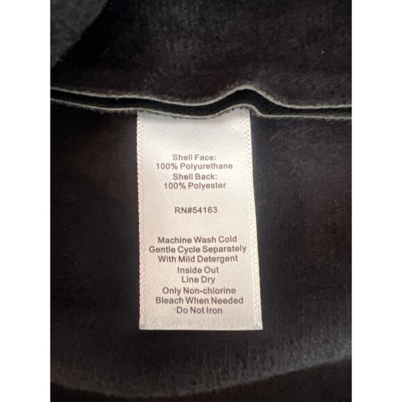 Andrew Marc New York Faux Leather Wide Shoulder
Sleeveless Top Pleated Black SML - Picture 8 of 11